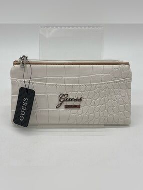 Guess White Crocodile Embossed Faux Leather Wallet - Emueshe SLG CR604566 - NWT